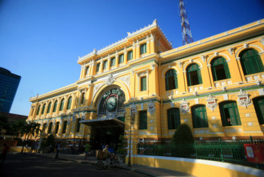 Bưu điện trung tâm Sài Gòn – Tọa độ sống ảo free cực chất