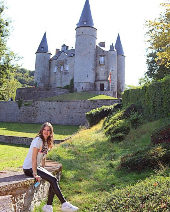 lâu đài vêves bỉ, khám phá, trải nghiệm, lâu đài vêves bỉ: viên ngọc trung cổ của vùng wallonia