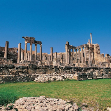 Thành cổ Dougga Tunisia: thị trấn La Mã được bảo tồn tốt nhất Bắc Phi