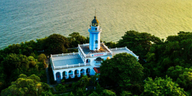 Check in ngọn Hải Đăng Hòn Dấu – Ngọn hải đăng lâu đời nhất Tổ Quốc