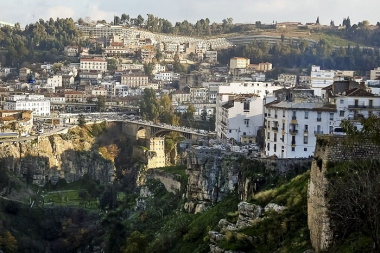 Ghé thăm thành phố Constantine Algeria chiêm ngưỡng những cây cầu độc đáo