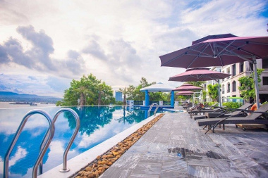 Top 9 khách sạn view biển đẹp ở Hạ Long nổi tiếng nhất hiện nay