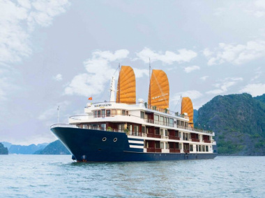 Top 10 du thuyền Hạ Long sang trọng, tiện nghi, đáng trải nghiệm