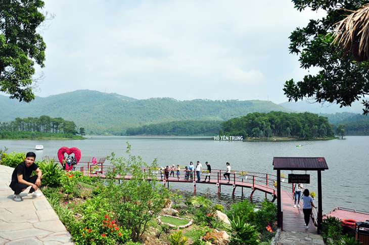 du lịch hạ long, du lịch trà cổ, du thuyền hạ long, hồ yên trung, vịnh hạ long, hồ yên trung – điểm du lịch sinh thái lãng mạn ở quảng ninh