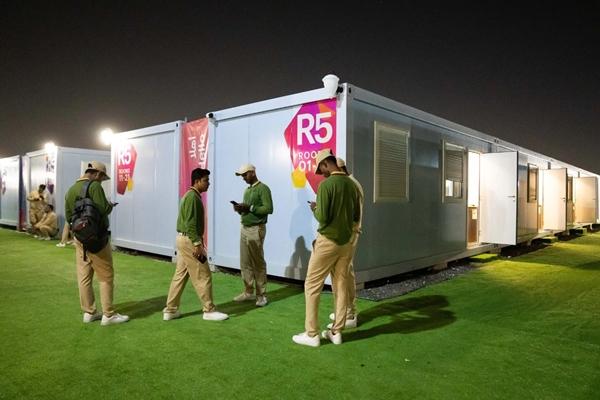 cổ động viên, world cup, qatar, khám phá, trải nghiệm, lý do cổ động viên world cup không nghỉ qua đêm tại qatar