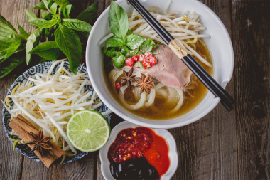 Ẩm thực Việt Nam: 20 món ăn nhất định phải thử khi đến Việt Nam