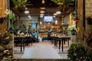 Khám phá An Sơn Hồ Đà Lạt – Nhà hàng được ví như Phượng Hoàng cổ trấn thu nhỏ
