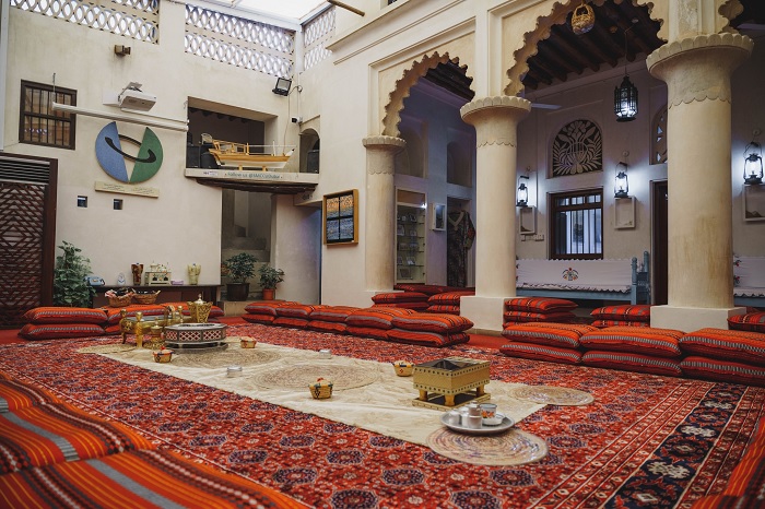 trung tâm văn hóa sheikh mohammed, khám phá, trải nghiệm, một chuyến tham quan trung tâm văn hóa sheikh mohammed ở dubai