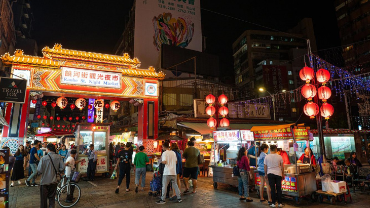 Oanh tạc đường phố Đài Loan, càn quét chợ đêm thưởng thức món ngon nổi tiếng, Khám Phá