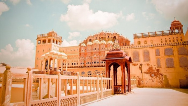 Đến du lịch Jaipur để khám phá vùng đất của sự vĩ đại trong truyện cổ tích
