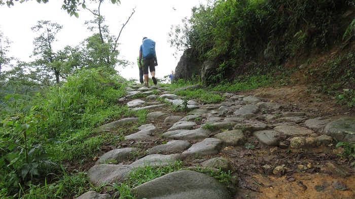 con đường đá cổ pavi, khám phá, trải nghiệm, trekking con đường đá cổ pavi xuyên qua dãy nhìu cồ san hùng vĩ 