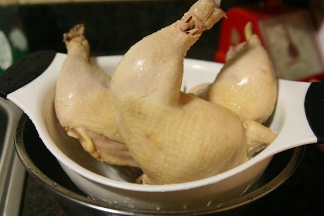 thịt gà, nấu ăn, khám phá, trải nghiệm, rã đông thịt gà sai cách vừa mất chất lại sản sinh thêm độc tố
