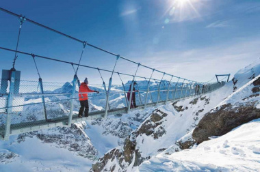 Khám phá núi tuyết Titlis Thuỵ Sĩ