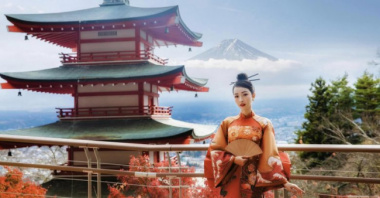 Trang Nhung Bui gây thương nhớ khi mặc áo dài tại đất nước mặt trời mọc Nhật Bản