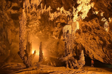 Khám phá du lịch Hang Mỏ Luông Mai Châu chi tiết nhất 2022
