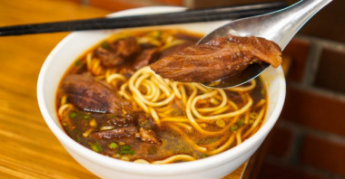 Món ăn truyền thống: Mì bò Yong-Kang nhất định không nên bỏ qua khi tới Đài Bắc