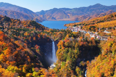 Mùa đông trekking và tắm suối nước nóng tại Công viên quốc gia Nikko Nhật Bản