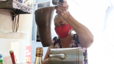 Da Nang racket cafe sells 300 cups a day, attracting customers with a “poisonous” concoction