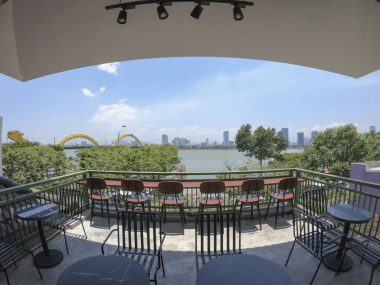 Top 10 quán rooftop Đà Nẵng ngắm toàn cảnh từ trên cao