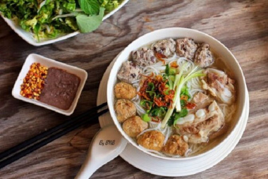 Top 10 quán bún mọc nổi tiếng ngon nhất thành phố Hồ Chí Minh