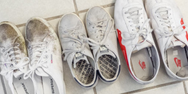 Cách giặt giày thể thao lưới tại nhà hiệu quả nhanh chóng