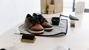 Làm thế nào để giặt giày Jordan 1 đúng cách ngay tại nhà