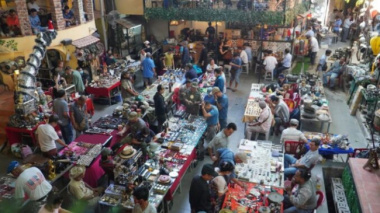 Antique market in the heart of Saigon