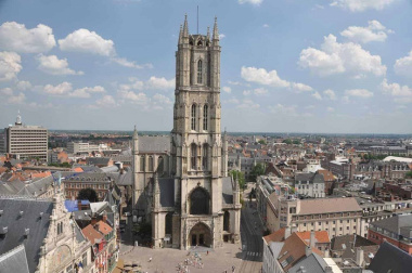 Tham quan nhà thờ St Bavo ấn tượng ở Ghent, Bỉ