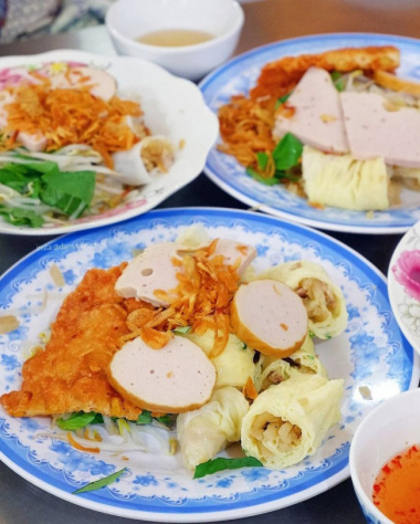Top 10 quán bánh cuốn ngon Sài Gòn ngon nổi tiếng