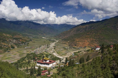 Pháo đài Zuri Dzong Bhutan: điểm du lịch hàng đầu thung lũng Paro