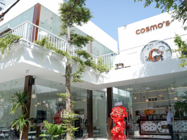 Cosmos Cafe - Tiệm Cafe tông trắng xinh đẹp và tinh tế giữa lòng Đà Thành