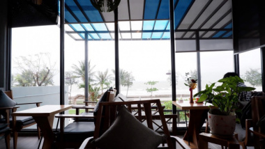 Hồng Dương Coffee & Furniture – Đón Giáng Sinh cùng quán cafe có view biển tuyệt mỹ