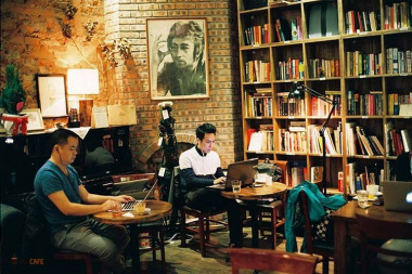 Bật mí top cafe sách Hà Nội yên tĩnh, lên hình siêu xinh