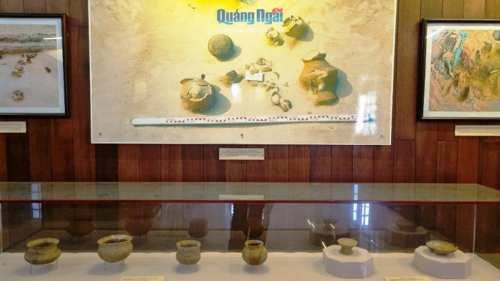 tour lý sơn, văn hóa sa huỳnh được công nhận là di tích quốc gia đặc biệt