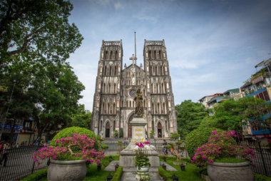 10 impressive cathedrals & churches in Vietnam