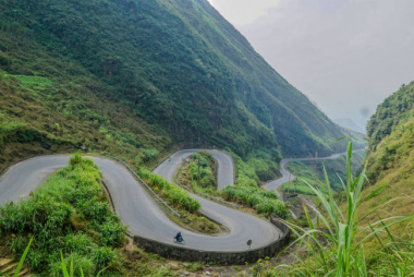 Tham Ma Pass – The winding mountain pass in Ha Giang