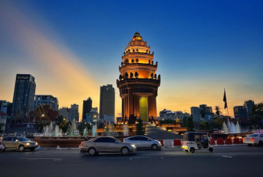 Tượng đài Độc lập – Biểu tượng đầy tự hào của người dân thủ đô Phnom Penh