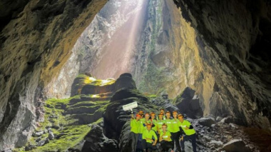 Son Doong is one of 10 beautiful landscapes on earth that have not been fully explored