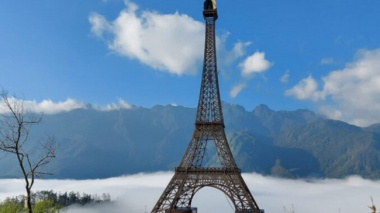 Check in the Eiffel Towers Vietnamese version, and enjoy the ‘French beauty’ without going far