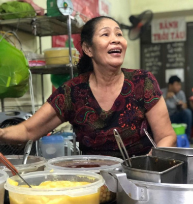 Quán ăn vặt Hà Nội: list địa chỉ ngon và rẻ nổi tiếng
