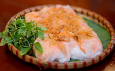 Bánh cuốn nhân tôm Diêm Điền – Món ngon miền biển Thái Bình