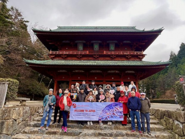 Chùm ảnh đẹp đoàn khách du lịch Nhật Bản thu đông 2022