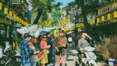 Hang Luoc Flower Market – A cultural rendezvous with the old “Tet taste” of the Ha Thanh people