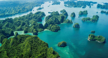 Discover Ha Long with the top 16 beautiful natural landscapes