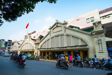 Discover the top 6 most famous markets in Hanoi