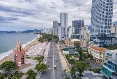 Quảng trường Nha Trang – Điểm du lịch tràn trề hơi thở biển