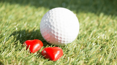 Bộ sưu tập quà tặng Valentine cho golfer xinh xinh, khiến tim người ấy rung rinh