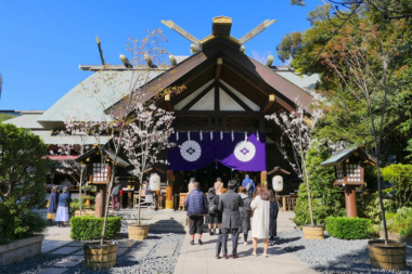 Những ngôi Đền thần Enmusubi cầu tình duyên nên ghé thăm khi du lịch Nhật Bản