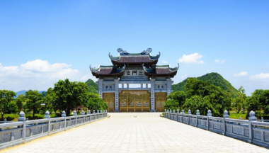 Kinh nghiệm đi chùa Bái Đính Ninh Bình chi tiết nhất 2022