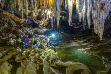 Quần thể hang động Pu Sam Cáp đầy ấn tượng ở Lai Châu
